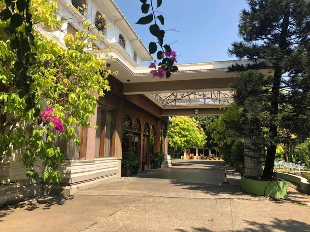 Yuzana Garden Hotel يانغون المظهر الخارجي الصورة