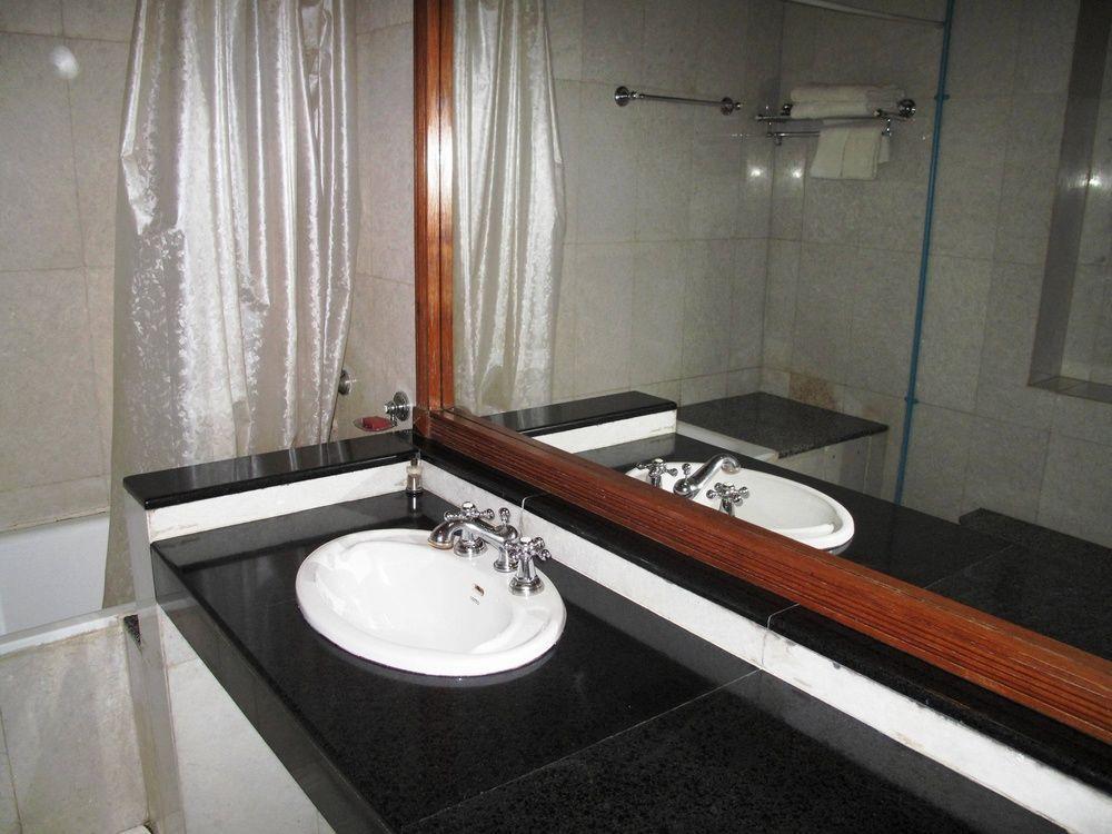 Yuzana Garden Hotel يانغون المظهر الخارجي الصورة