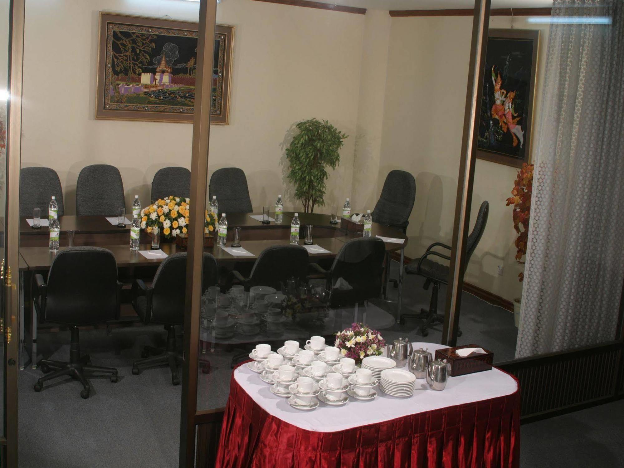 Yuzana Garden Hotel يانغون المظهر الخارجي الصورة